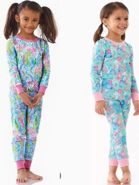 NWT Pair of Lilly Pulitzer x Pottery Barn Kids PBK Tight Fit Pajamas Size 4 Girl